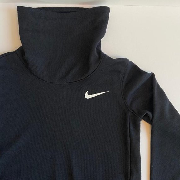 Nike Dry Core Studio Long Sleeve Black Pullover - Picture 8 of 11